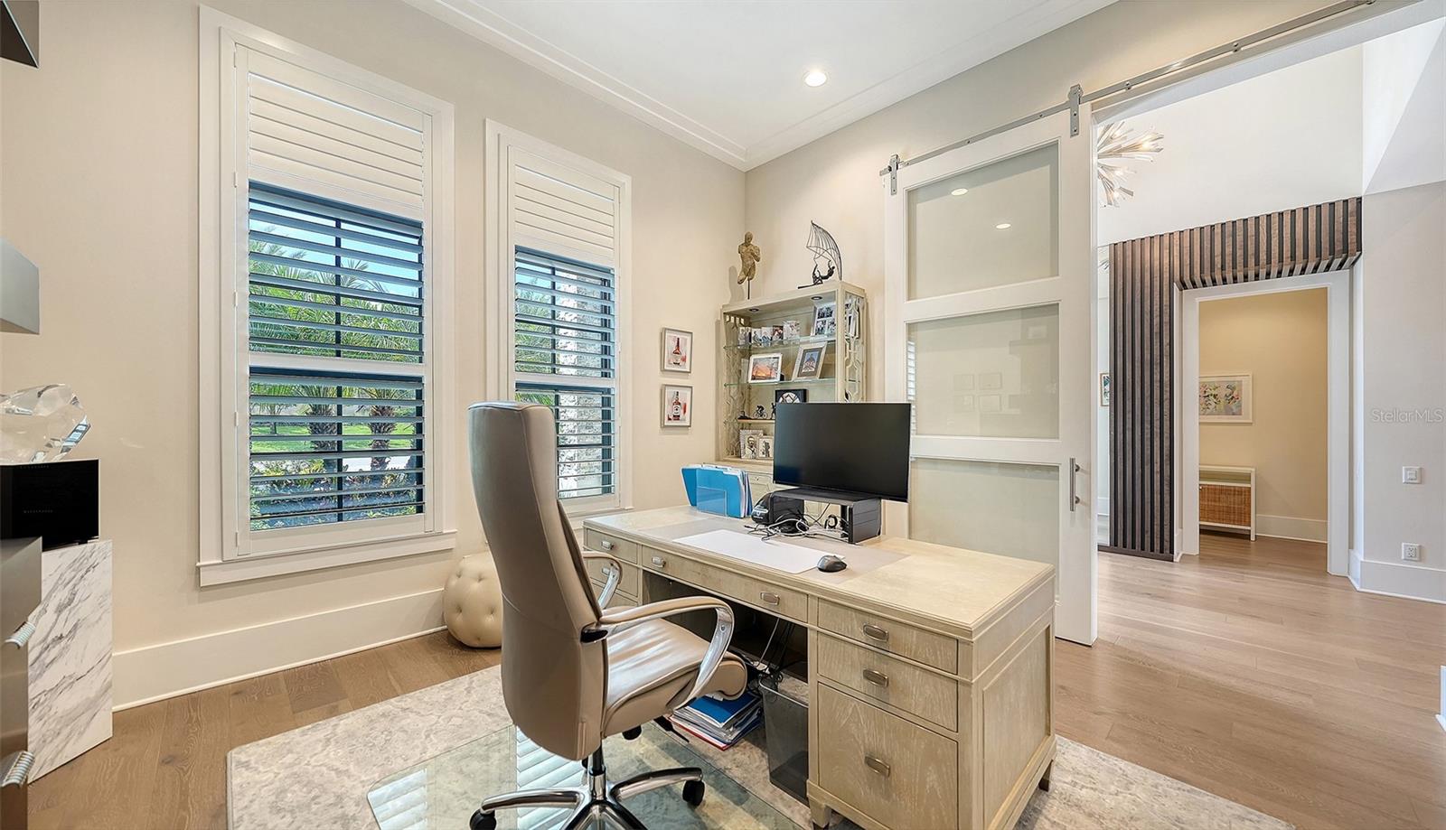A4701403 Property Photo