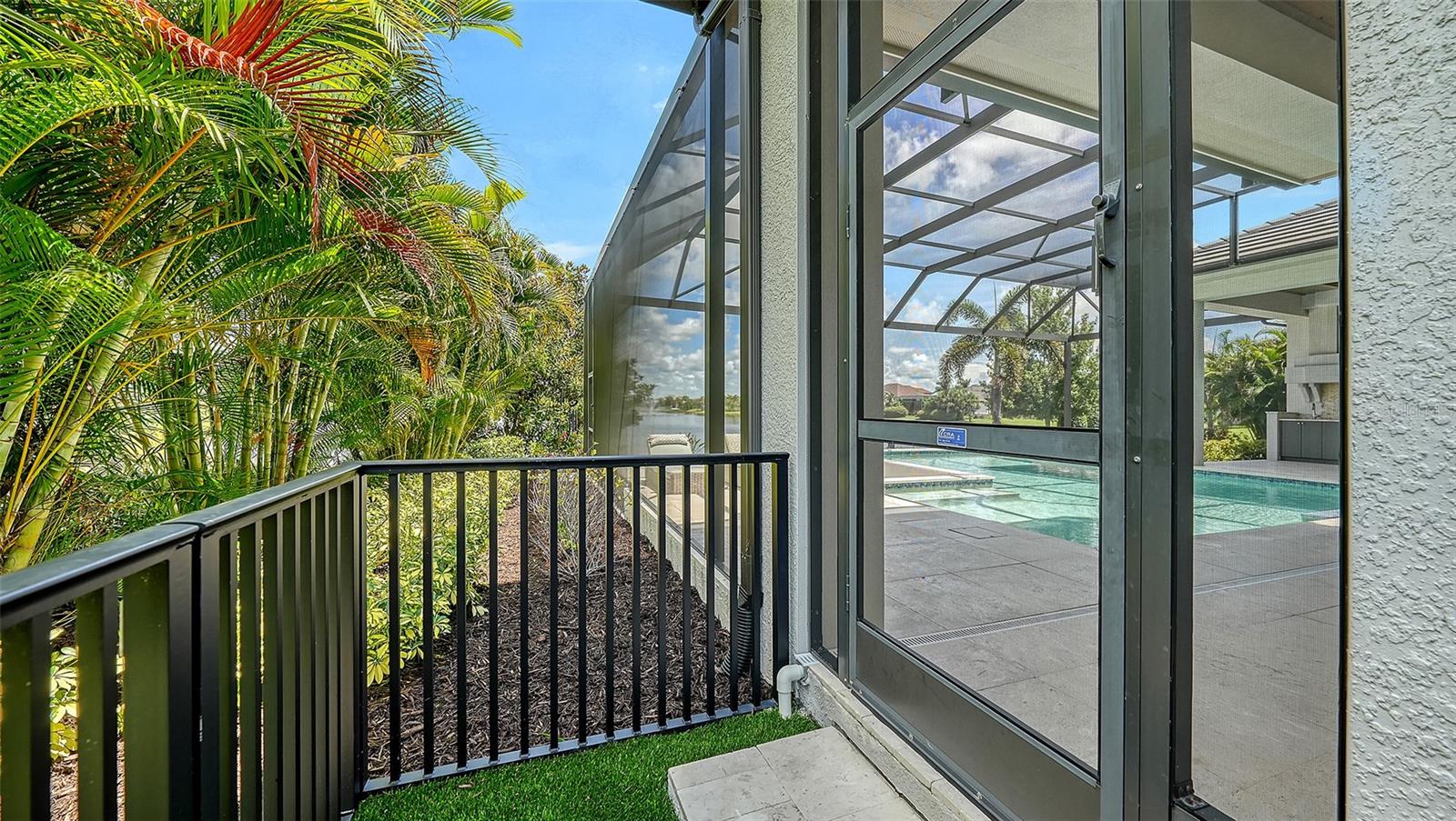 A4701403 Property Photo