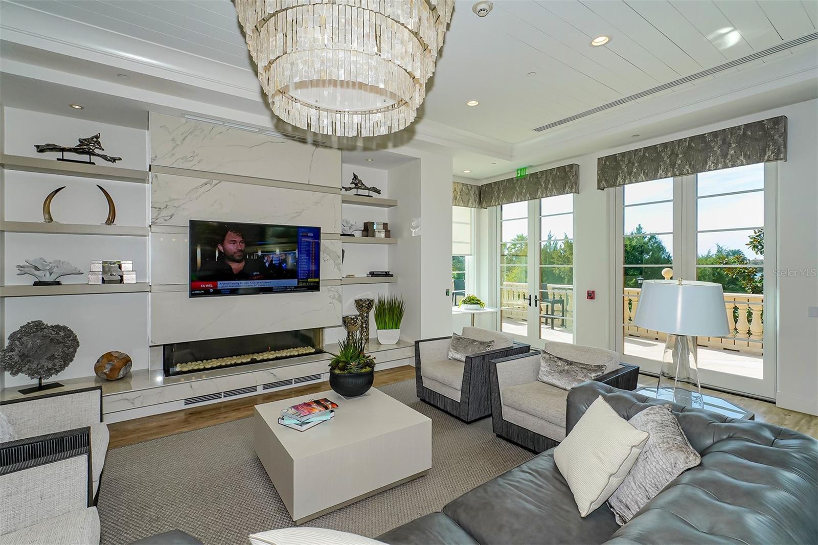 A4701403 Property Photo
