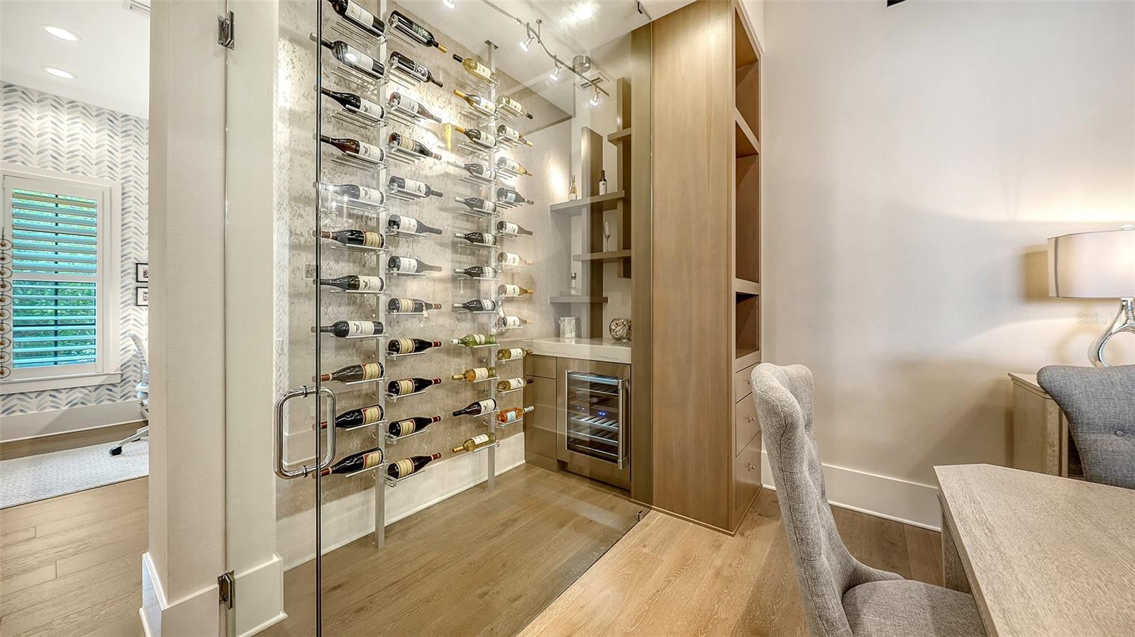 A4701403 Property Photo