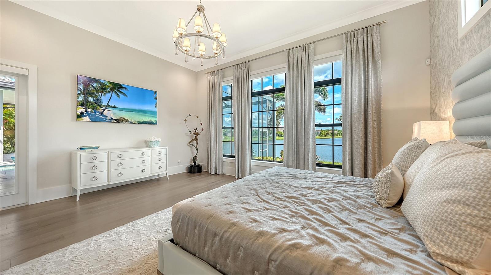 A4701403 Property Photo