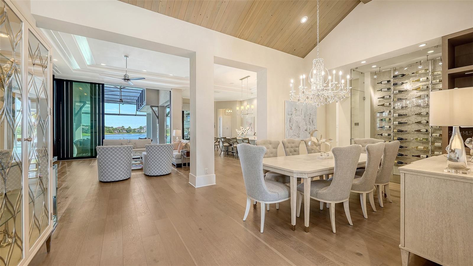 A4701403 Property Photo