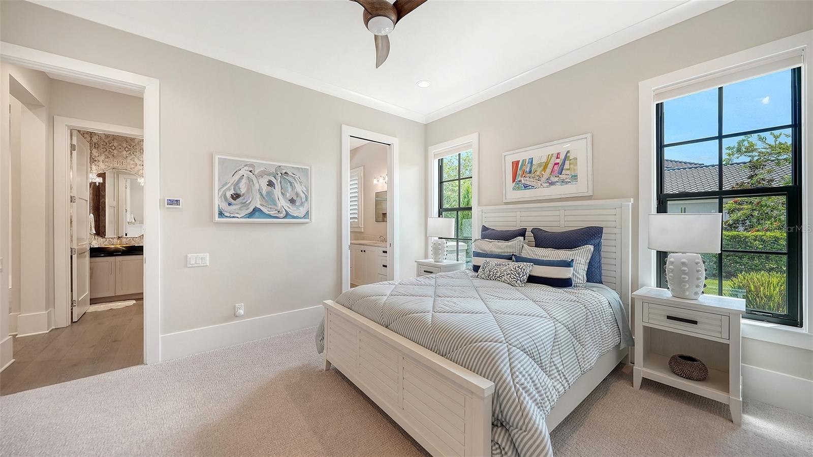 A4701403 Property Photo