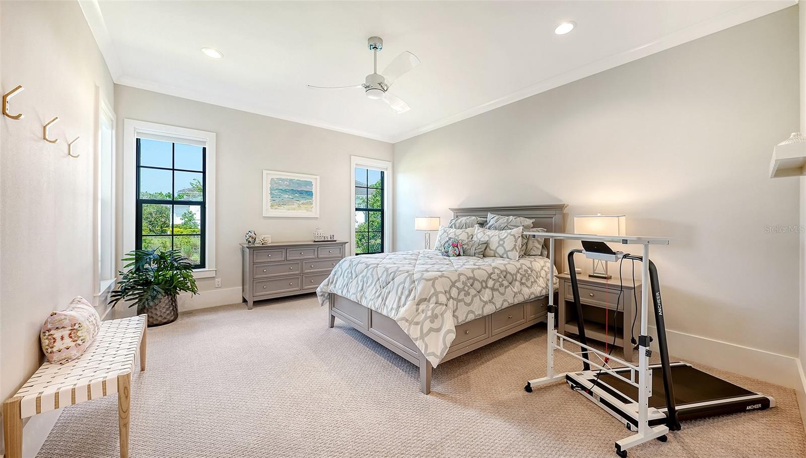 A4701403 Property Photo