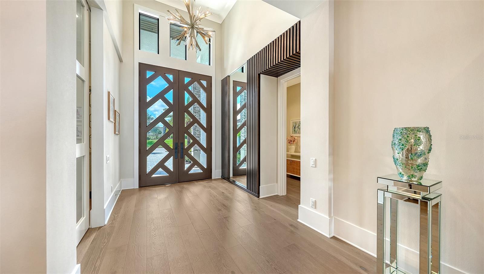A4701403 Property Photo