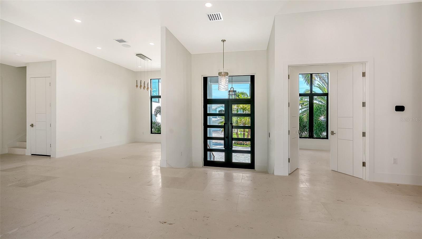 A4701487 Property Photo