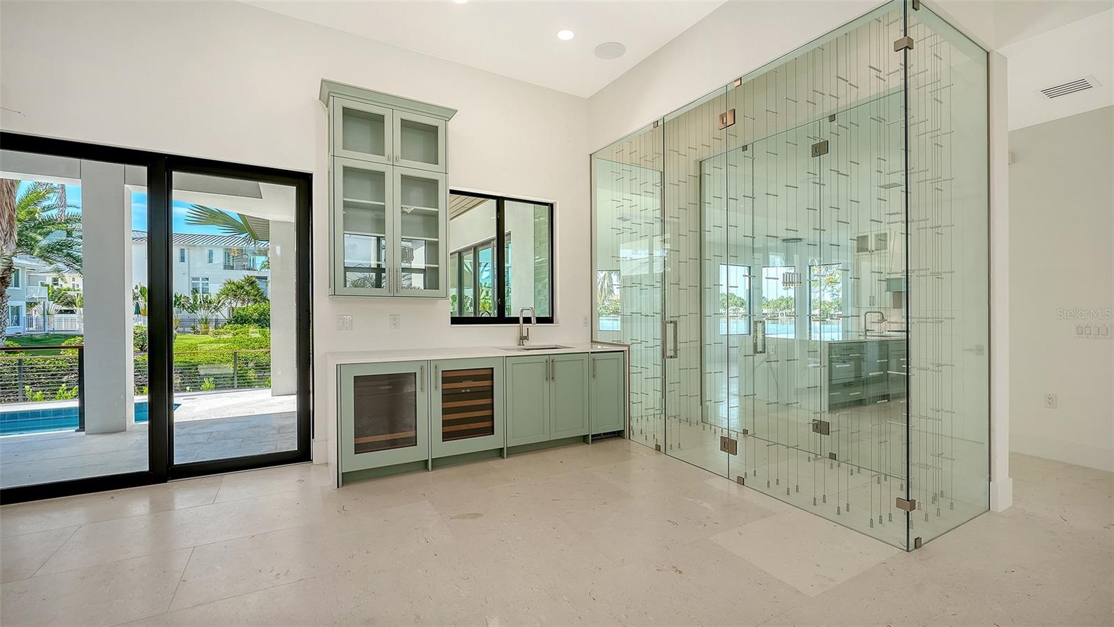 A4701487 Property Photo