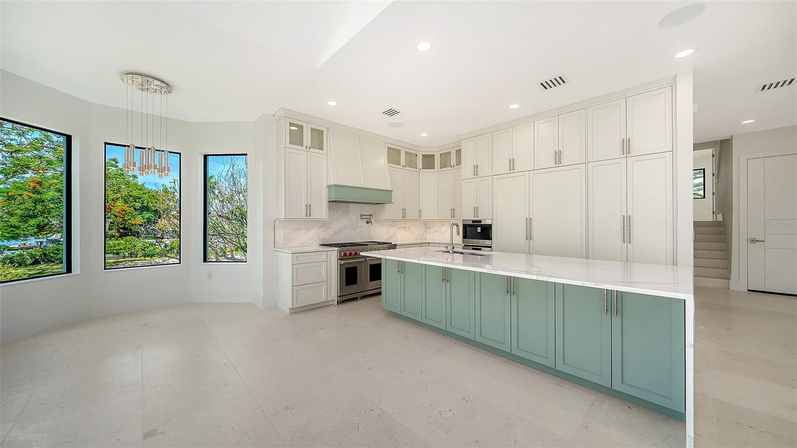 A4701487 Property Photo