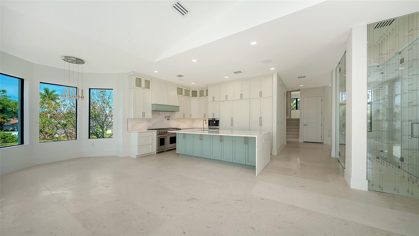 A4701487 Property Photo