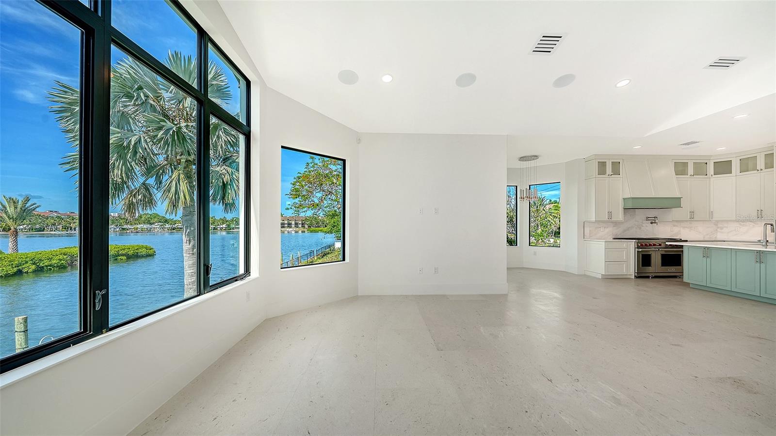 A4701487 Property Photo