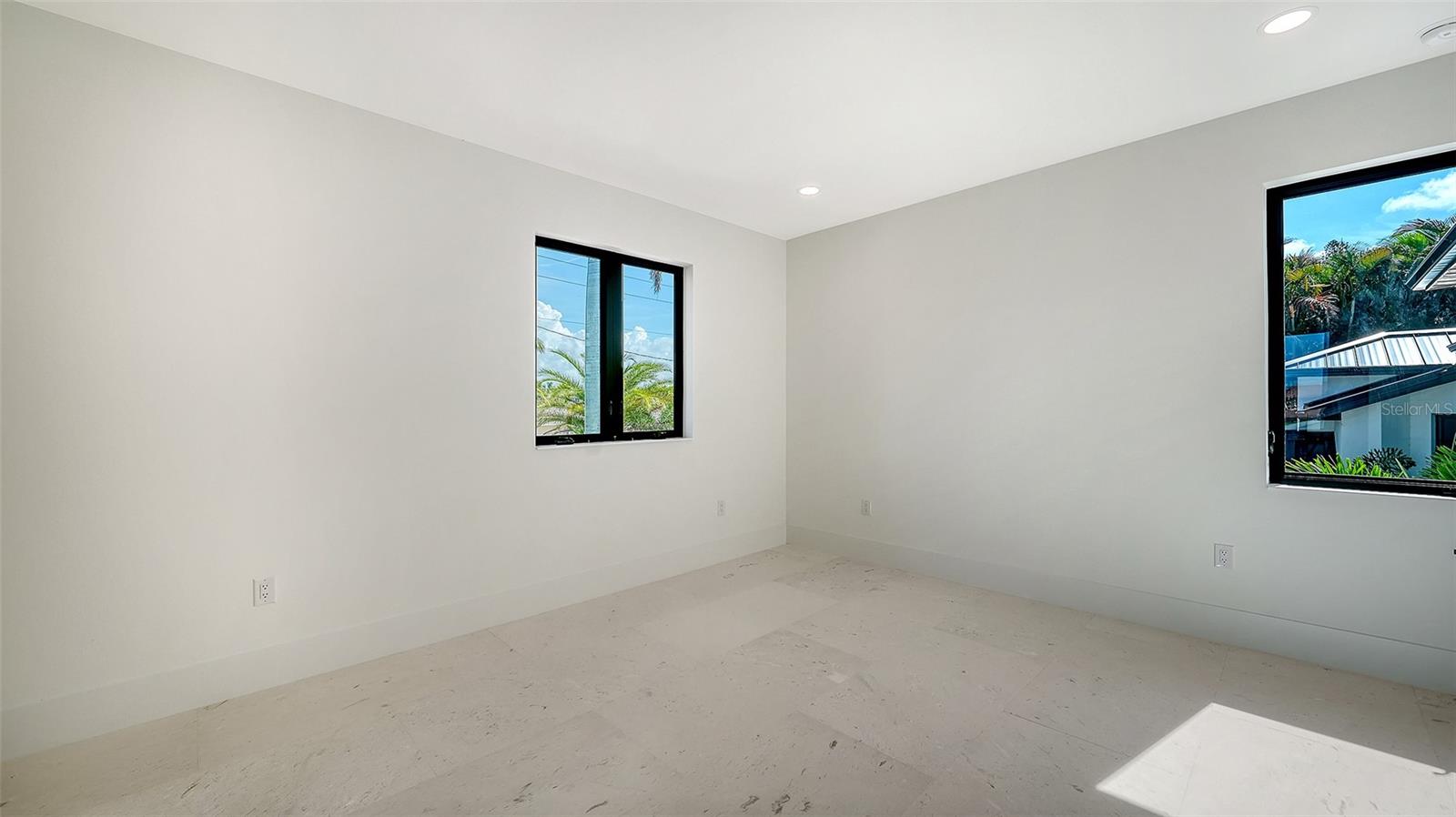 A4701487 Property Photo