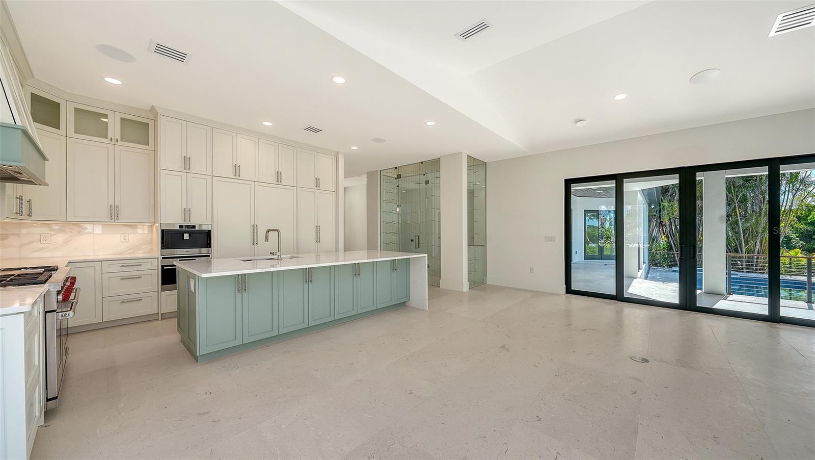 A4701487 Property Photo