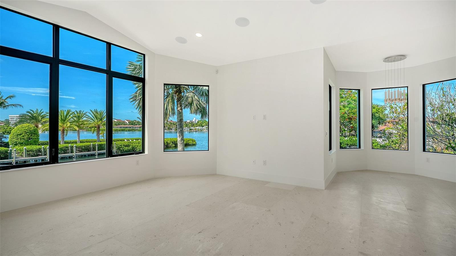 A4701487 Property Photo