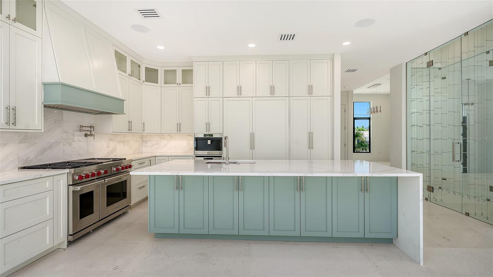A4701487 Property Photo