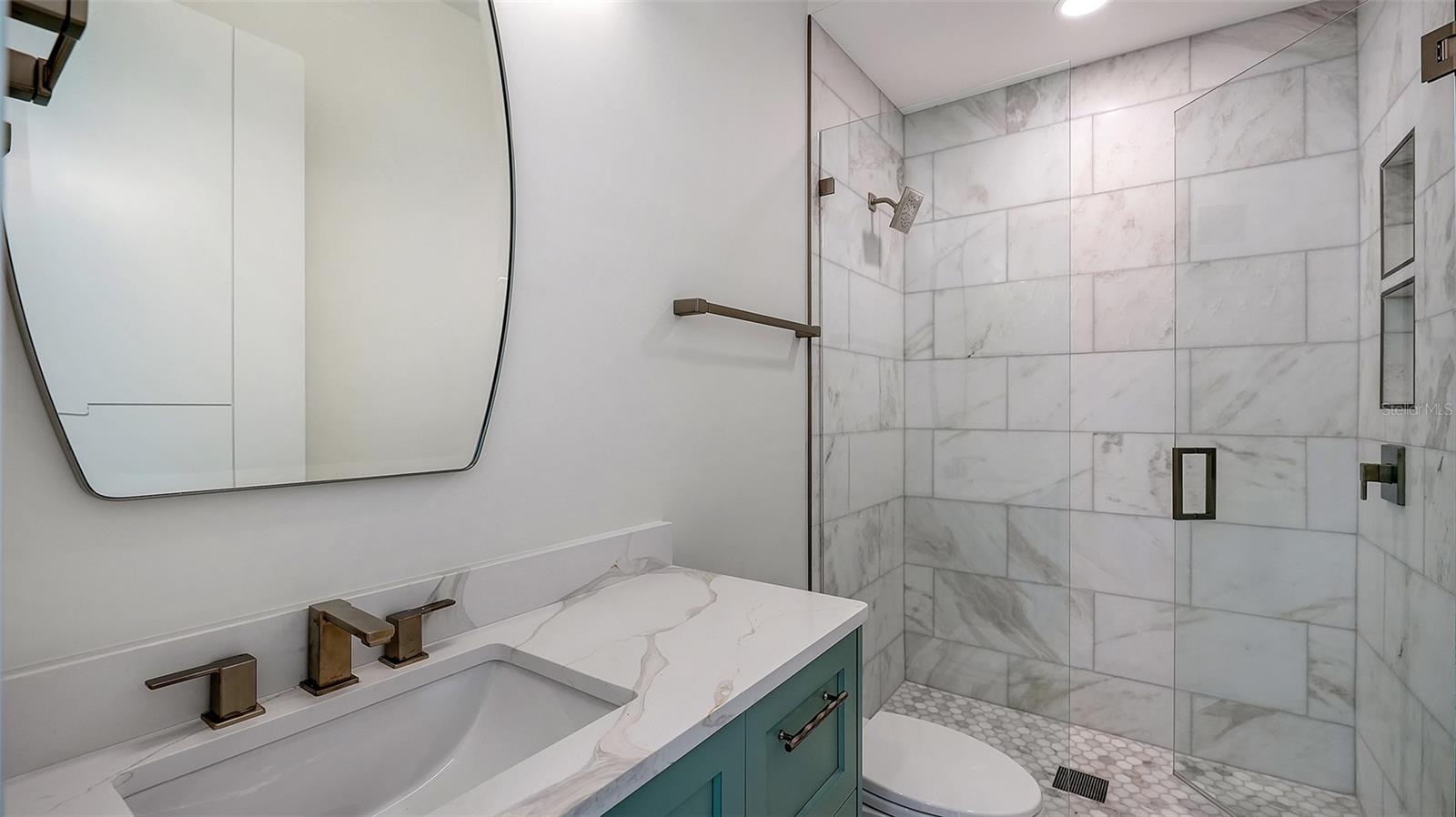 A4701487 Property Photo