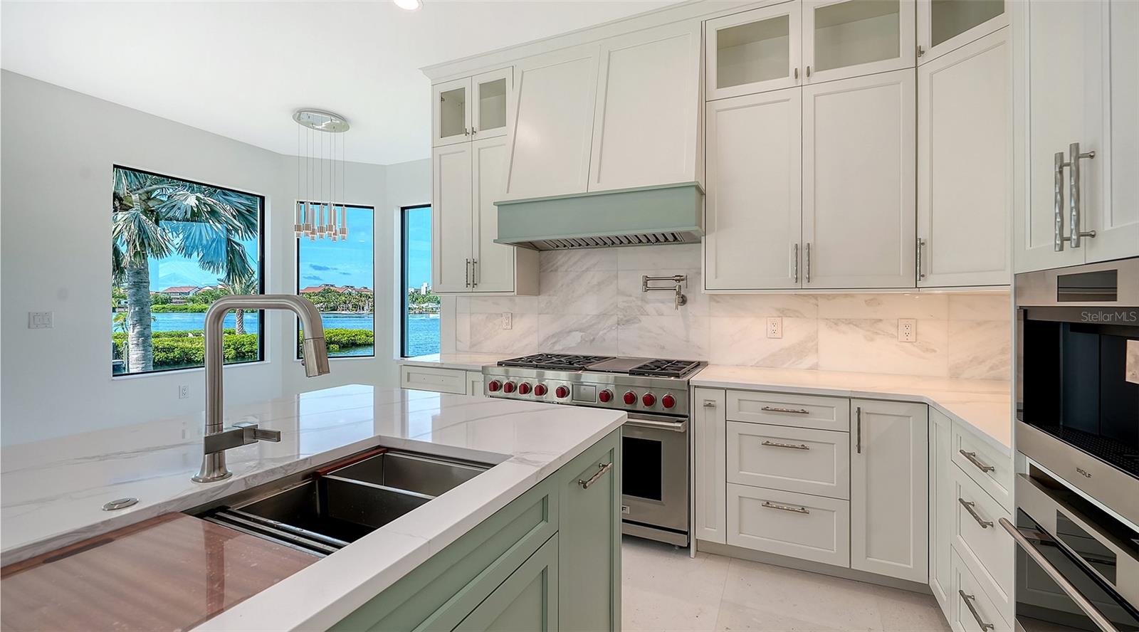 A4701487 Property Photo