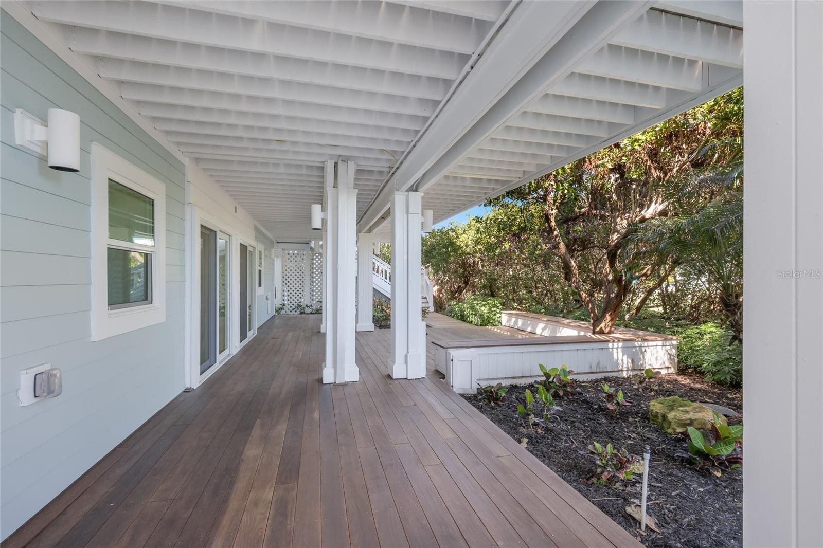 D6148254 Property Photo