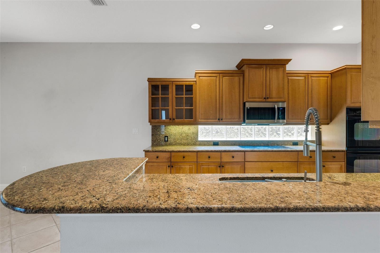 A4701662 Property Photo