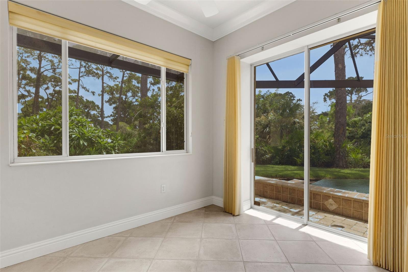 A4701662 Property Photo