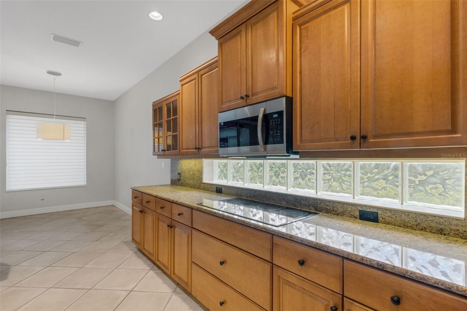 A4701662 Property Photo