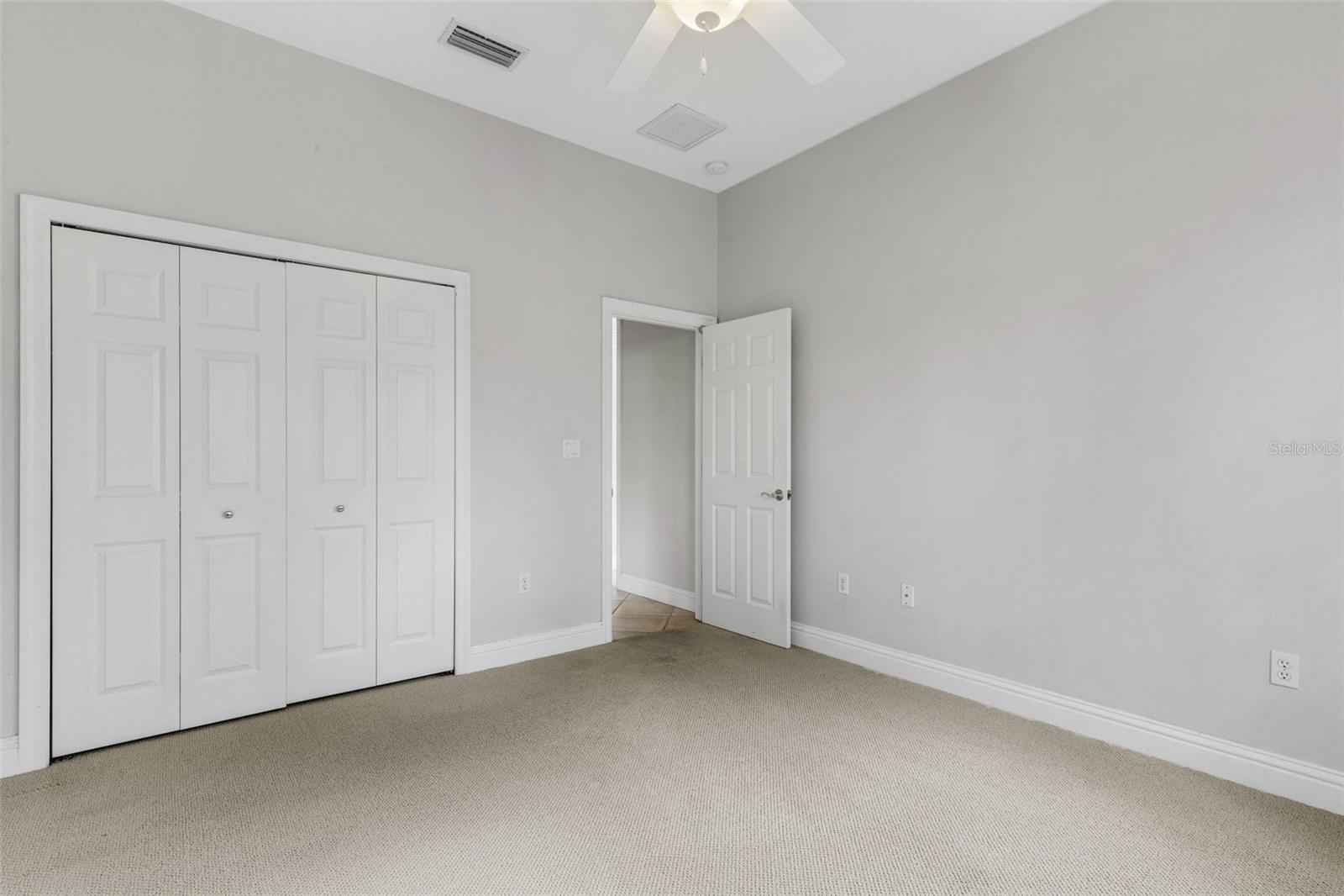A4701662 Property Photo