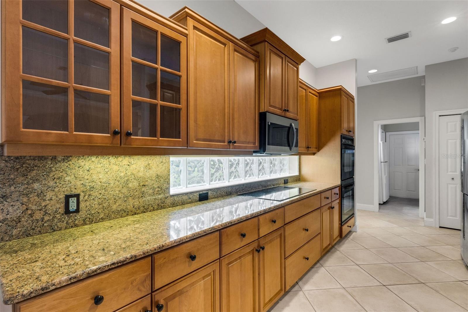 A4701662 Property Photo