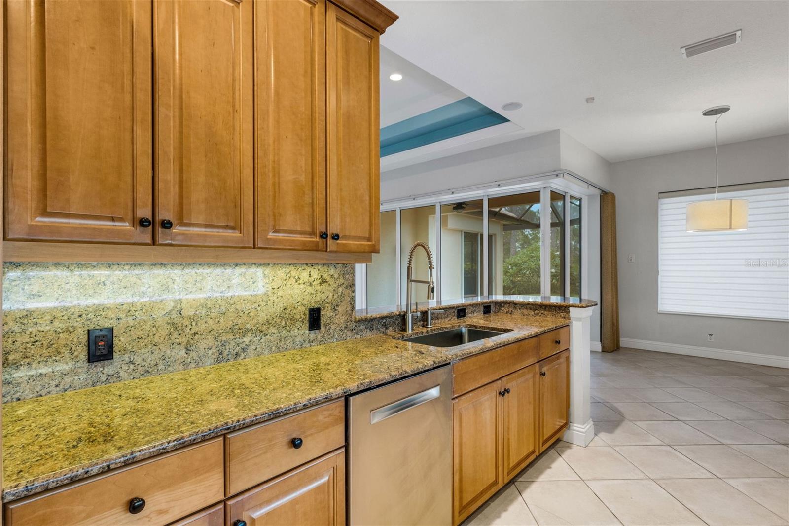 A4701662 Property Photo