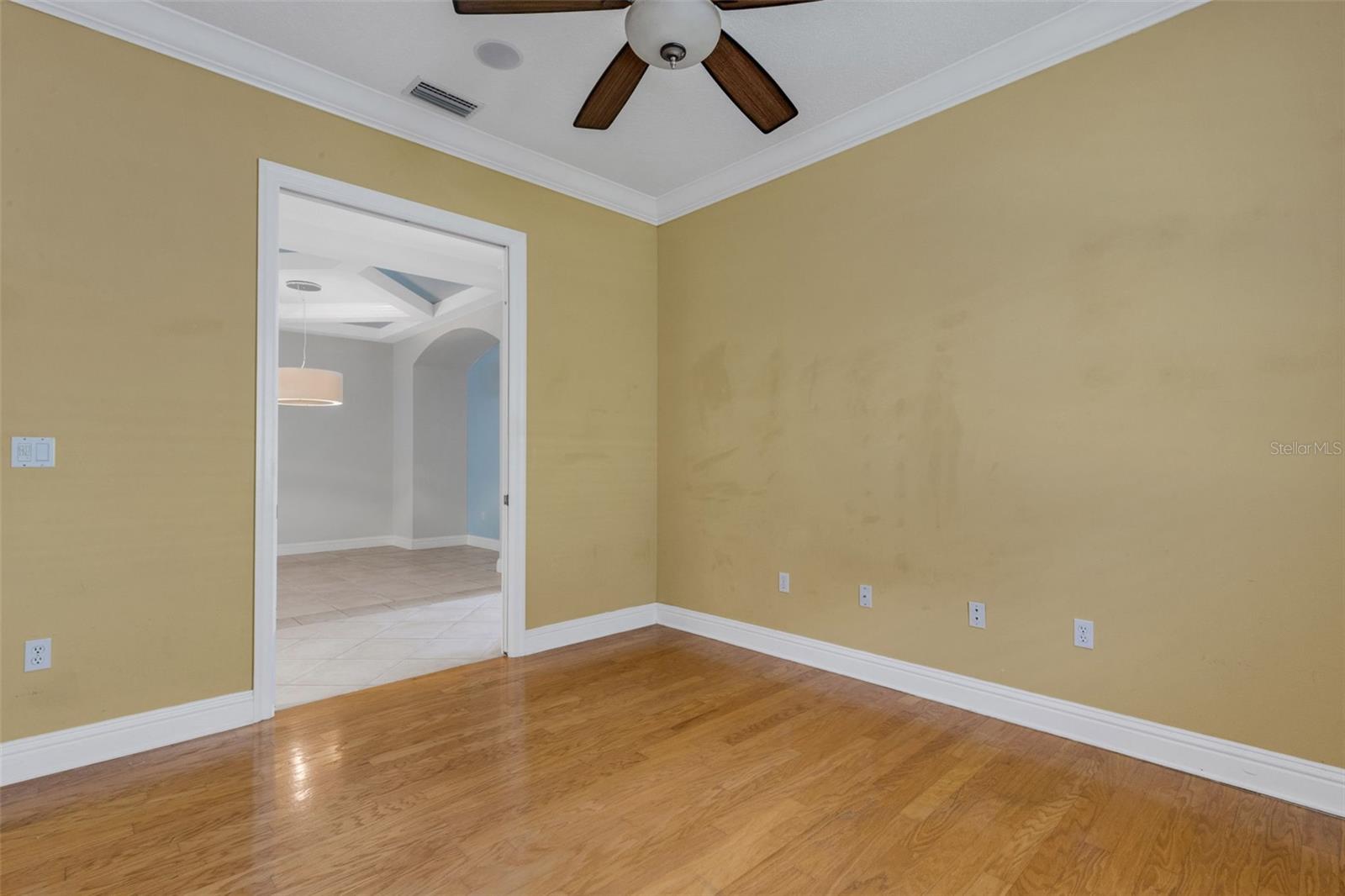 A4701662 Property Photo