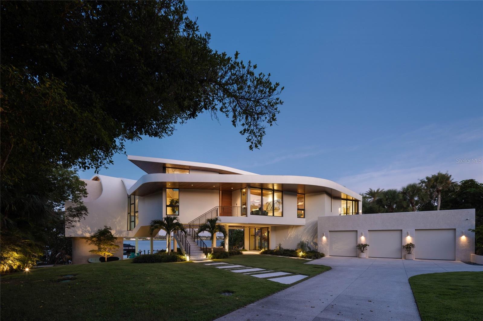 A4701919 Property Photo