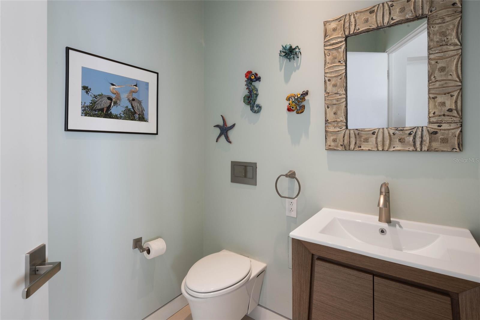 A4701919 Property Photo