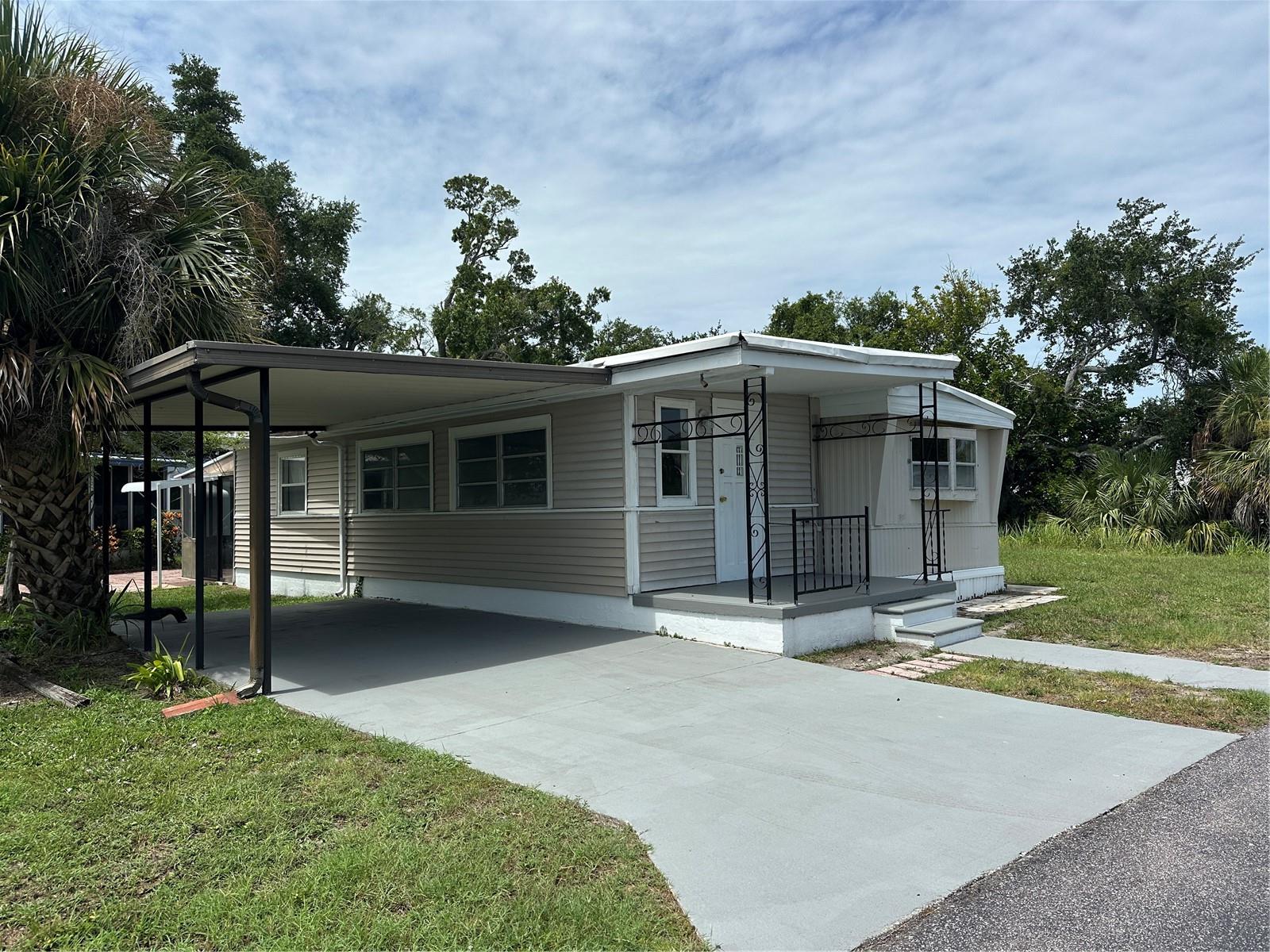 MLS# TB8535506 Property Photo