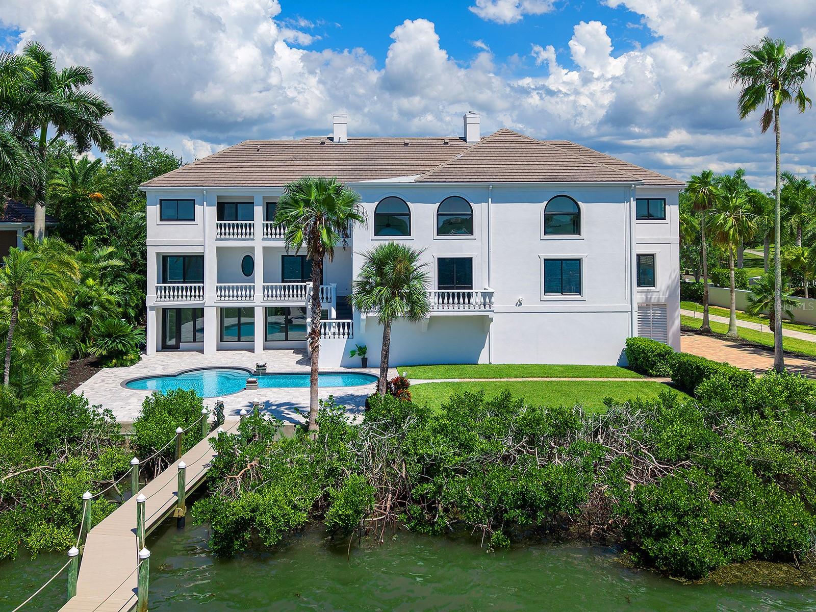 A4702047 Property Photo