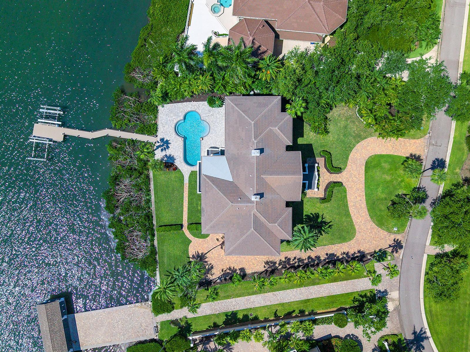 A4702047 Property Photo