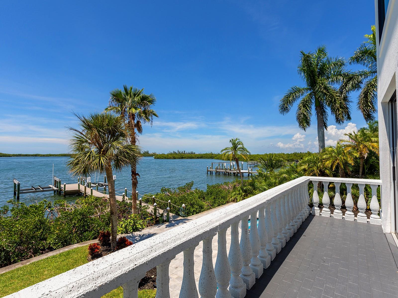 A4702047 Property Photo