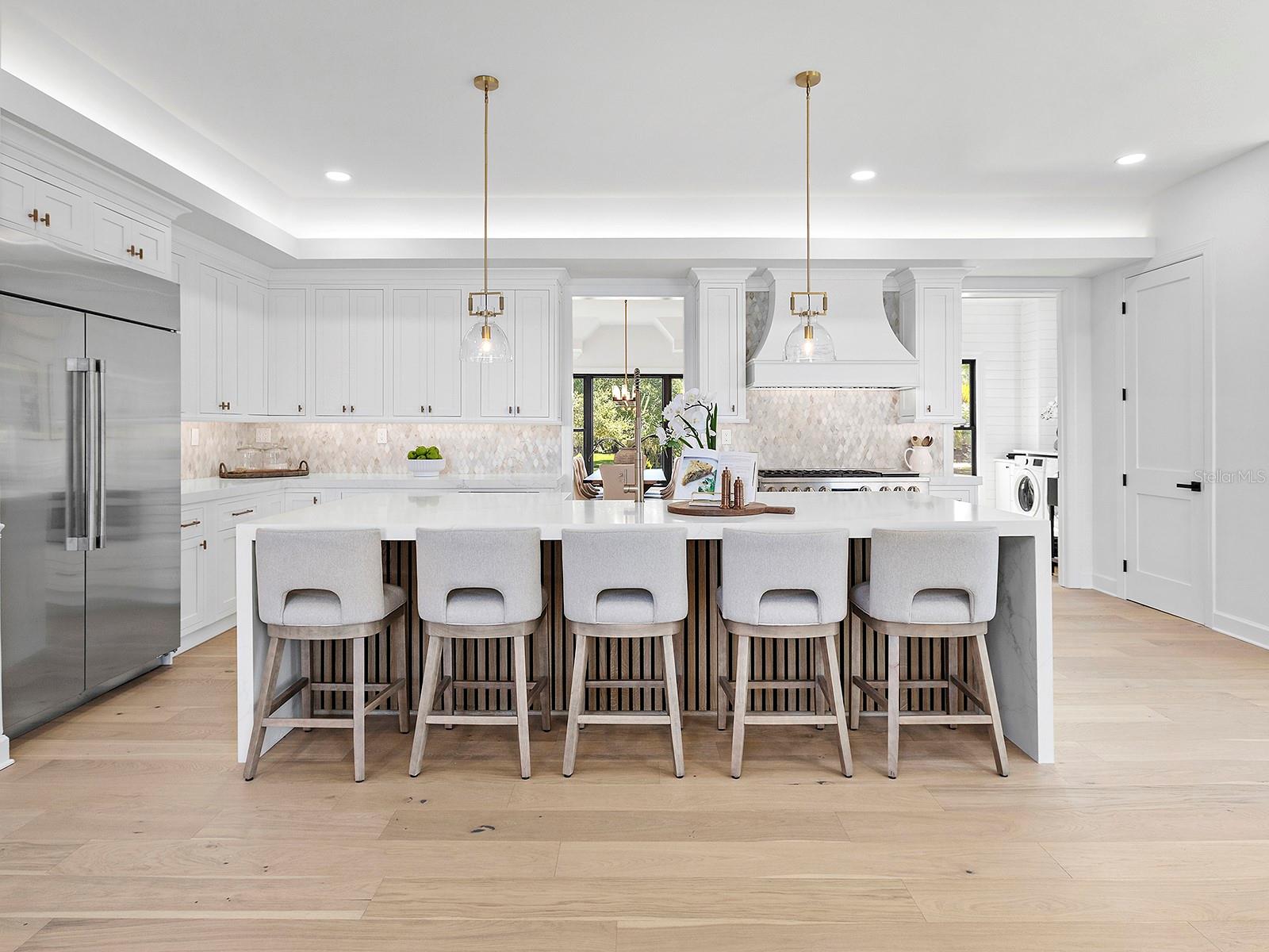 A4702047 Property Photo