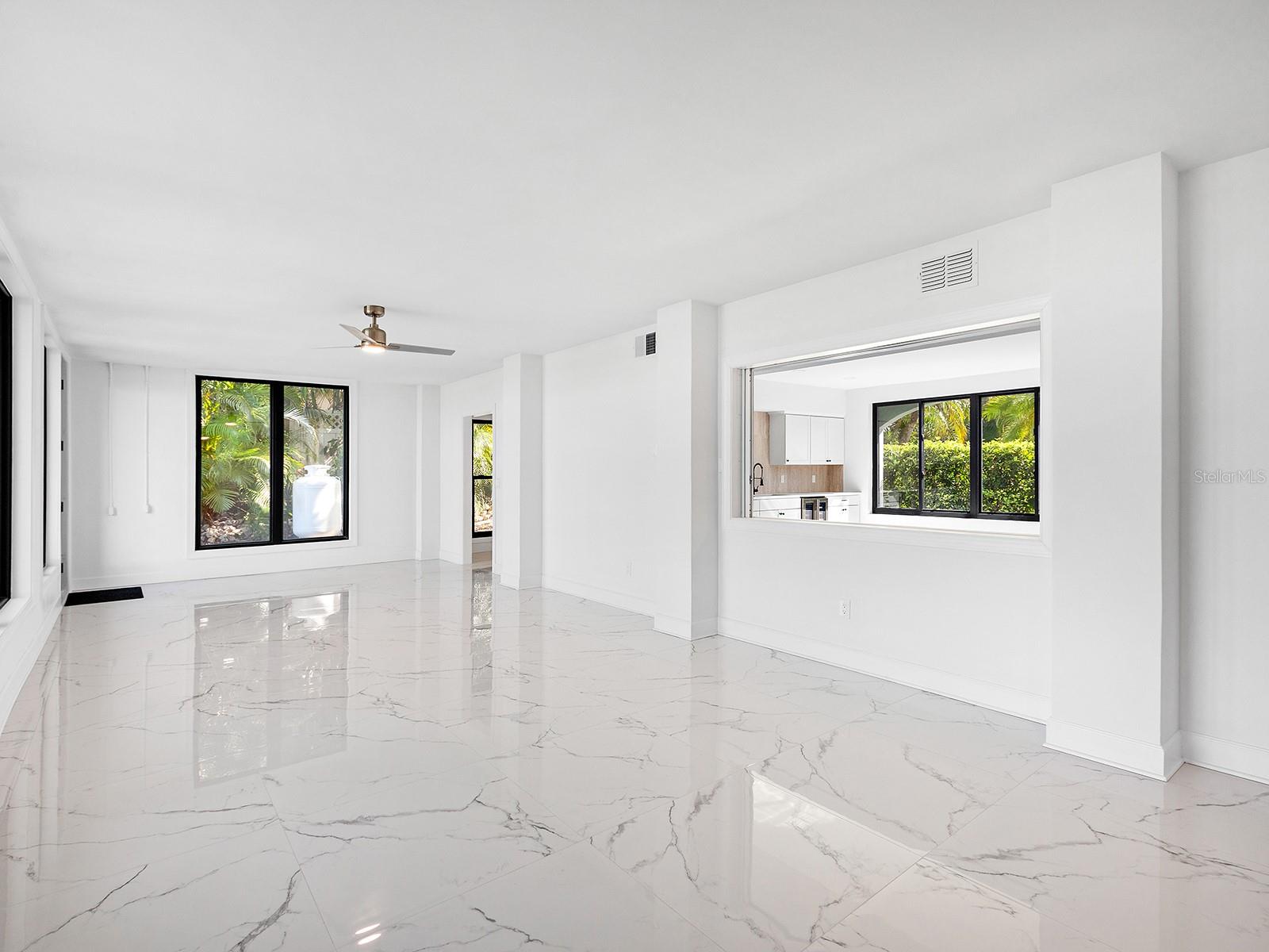 A4702047 Property Photo
