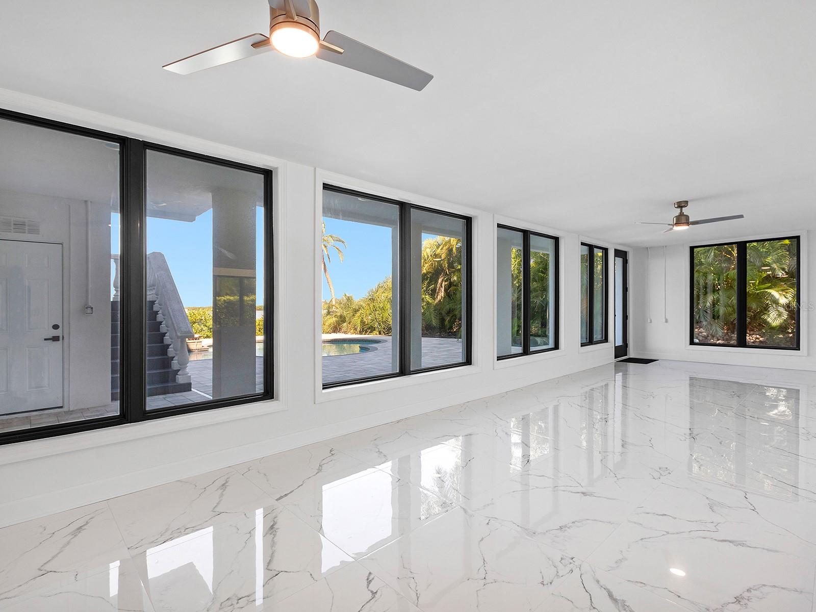 A4702047 Property Photo