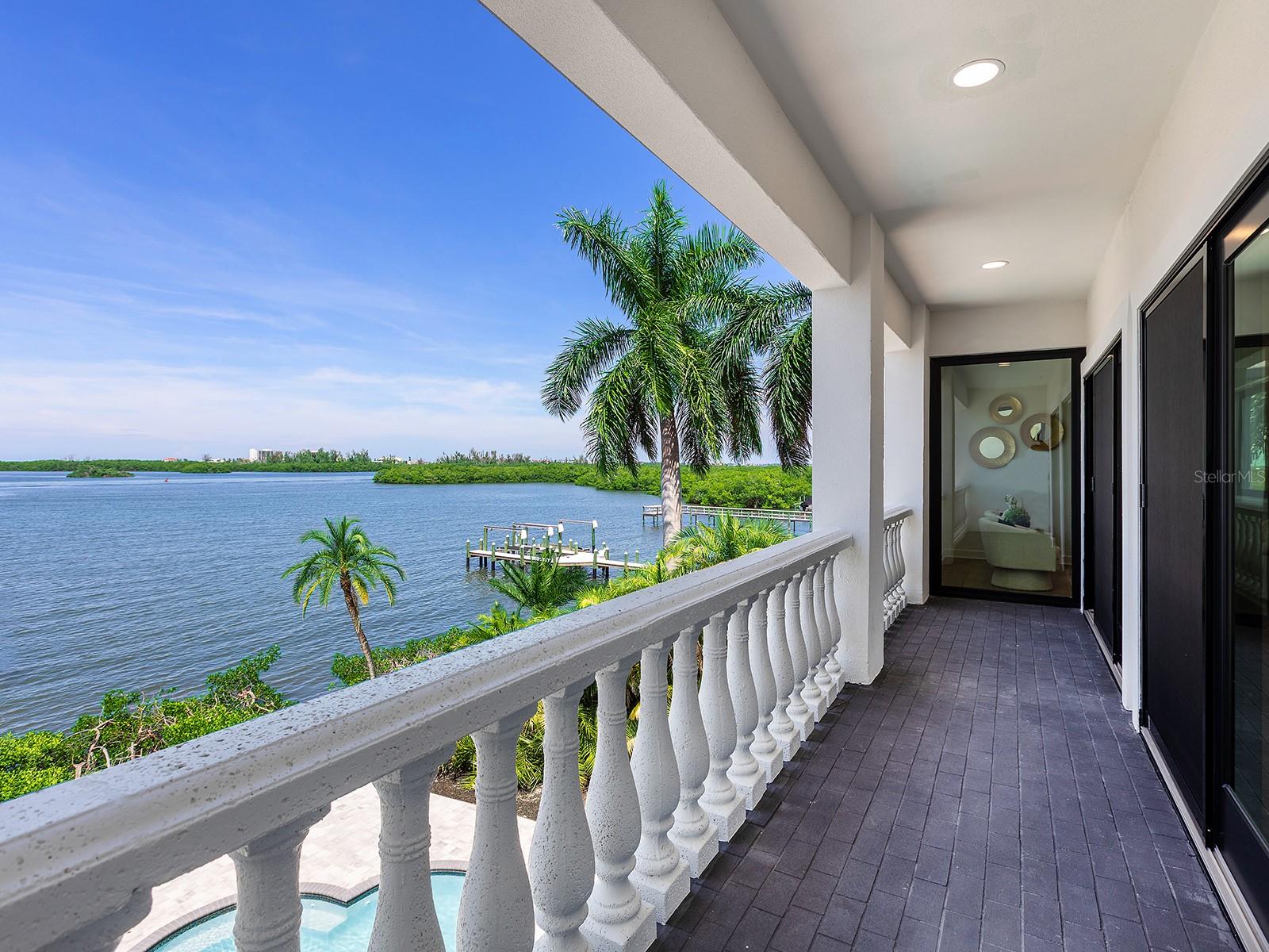 A4702047 Property Photo