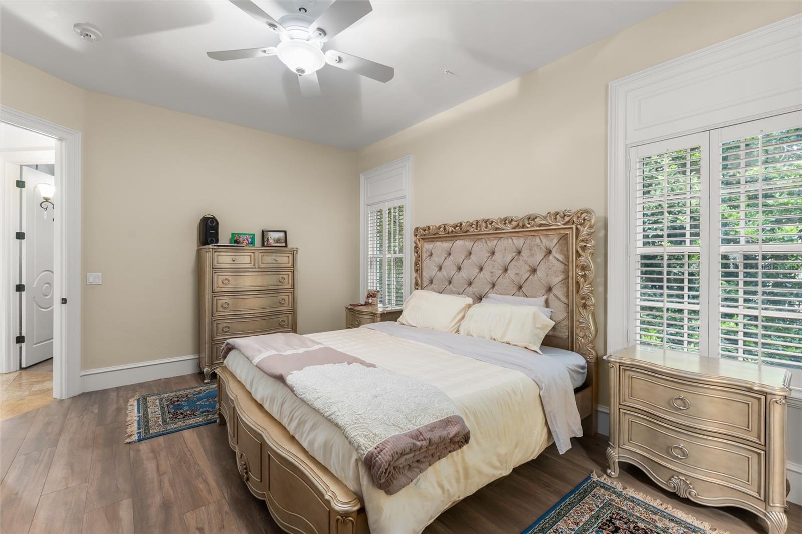 O6430931 Property Photo