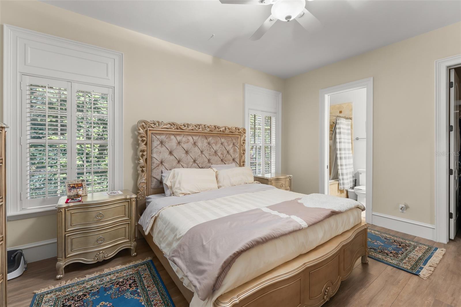 O6430931 Property Photo