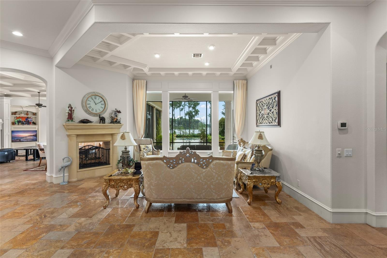 O6430931 Property Photo