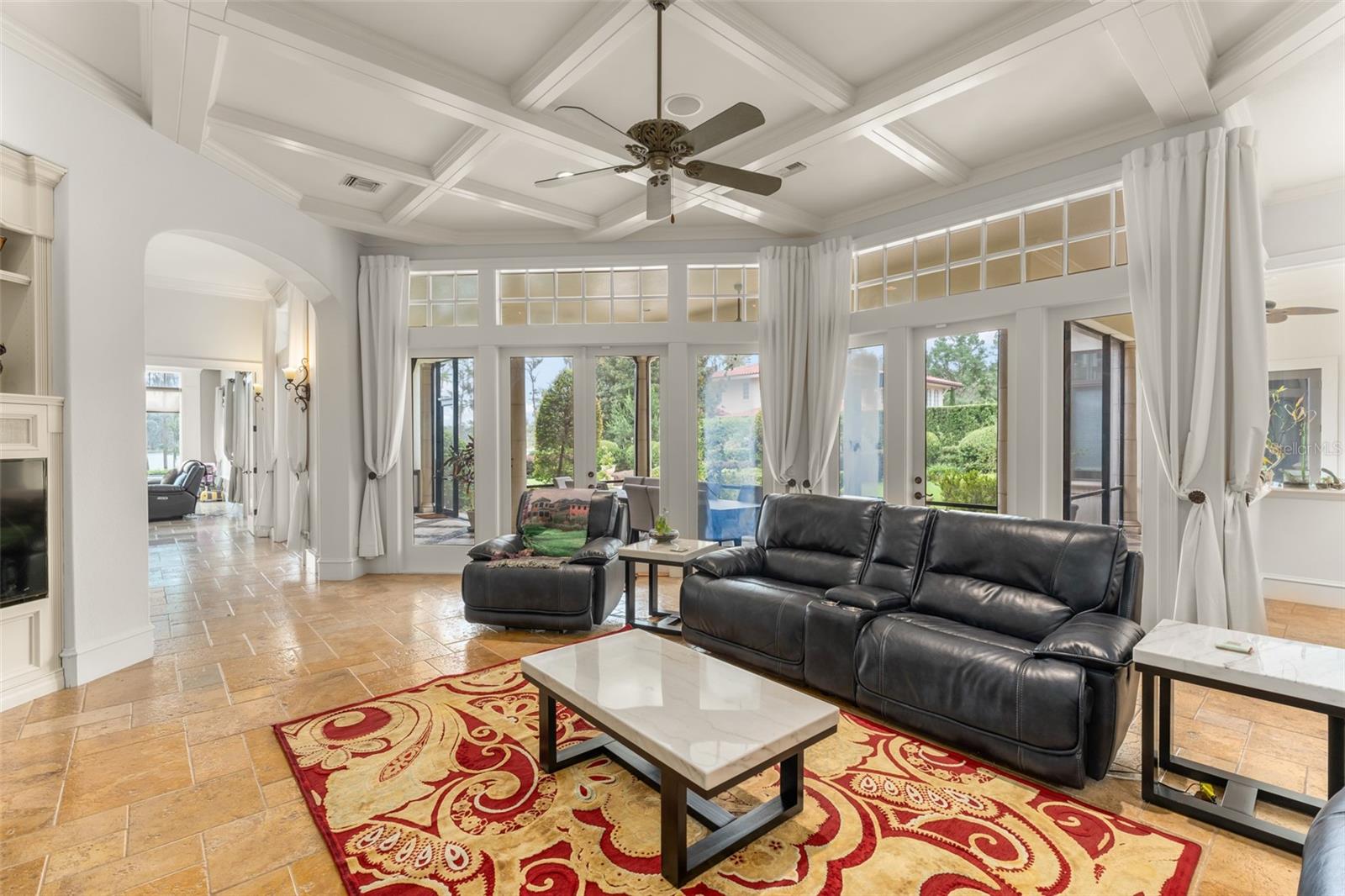 O6430931 Property Photo