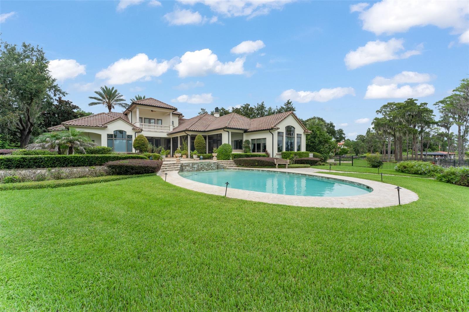 O6430931 Property Photo