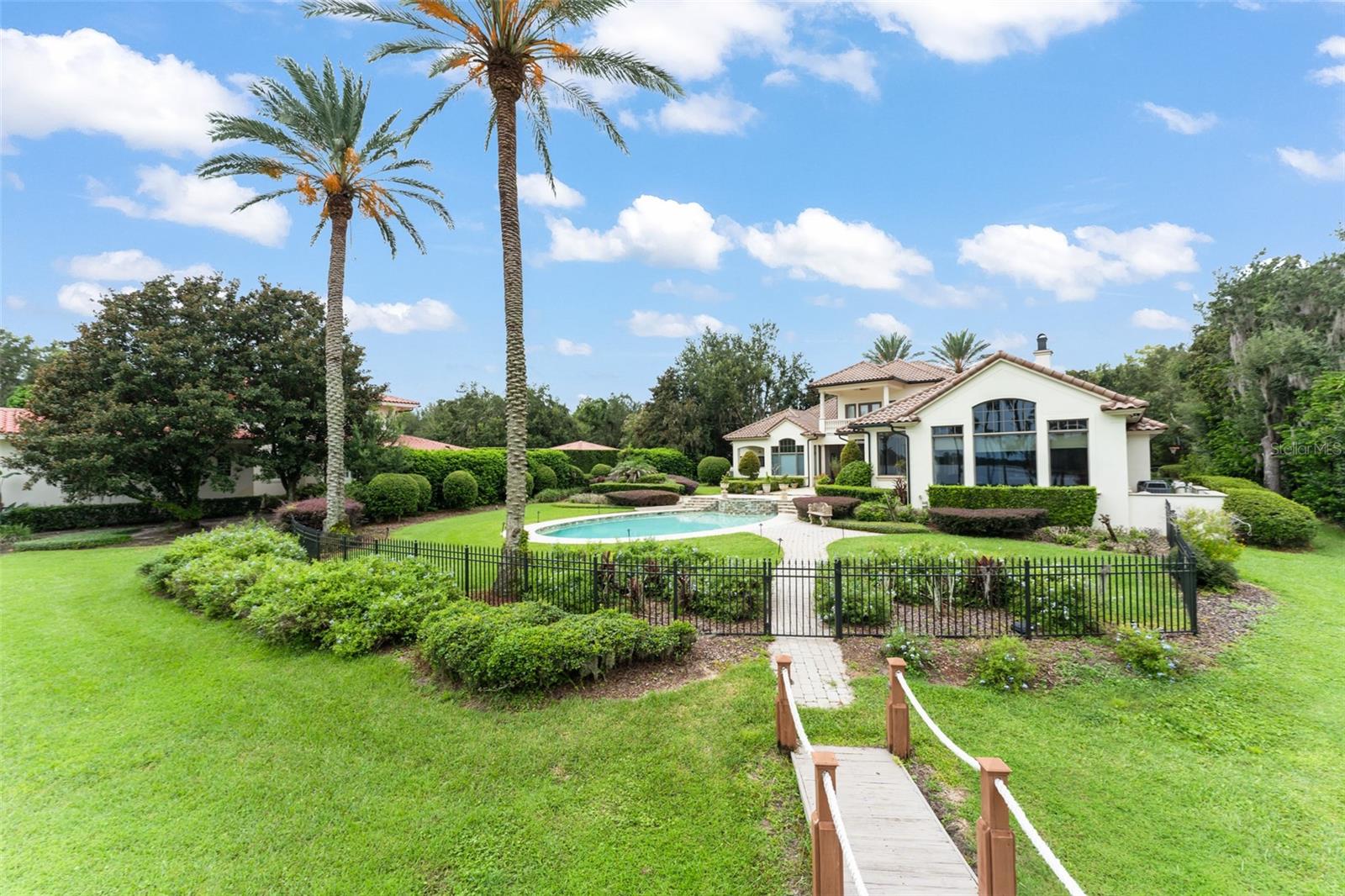 O6430931 Property Photo