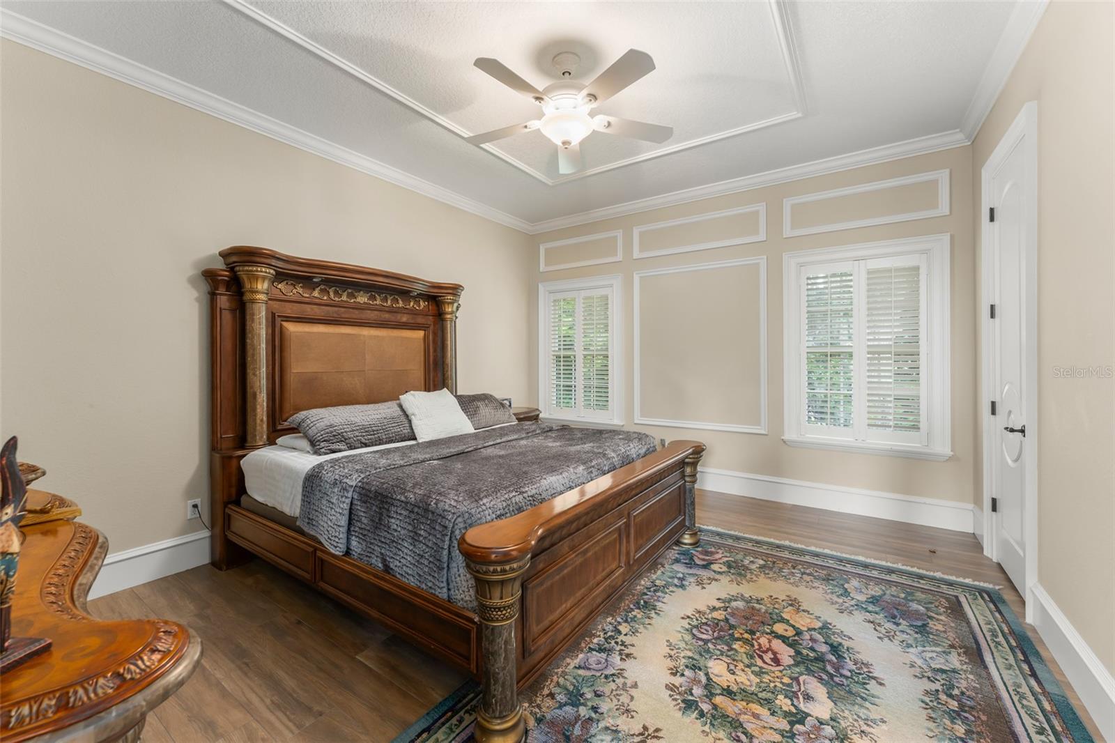O6430931 Property Photo