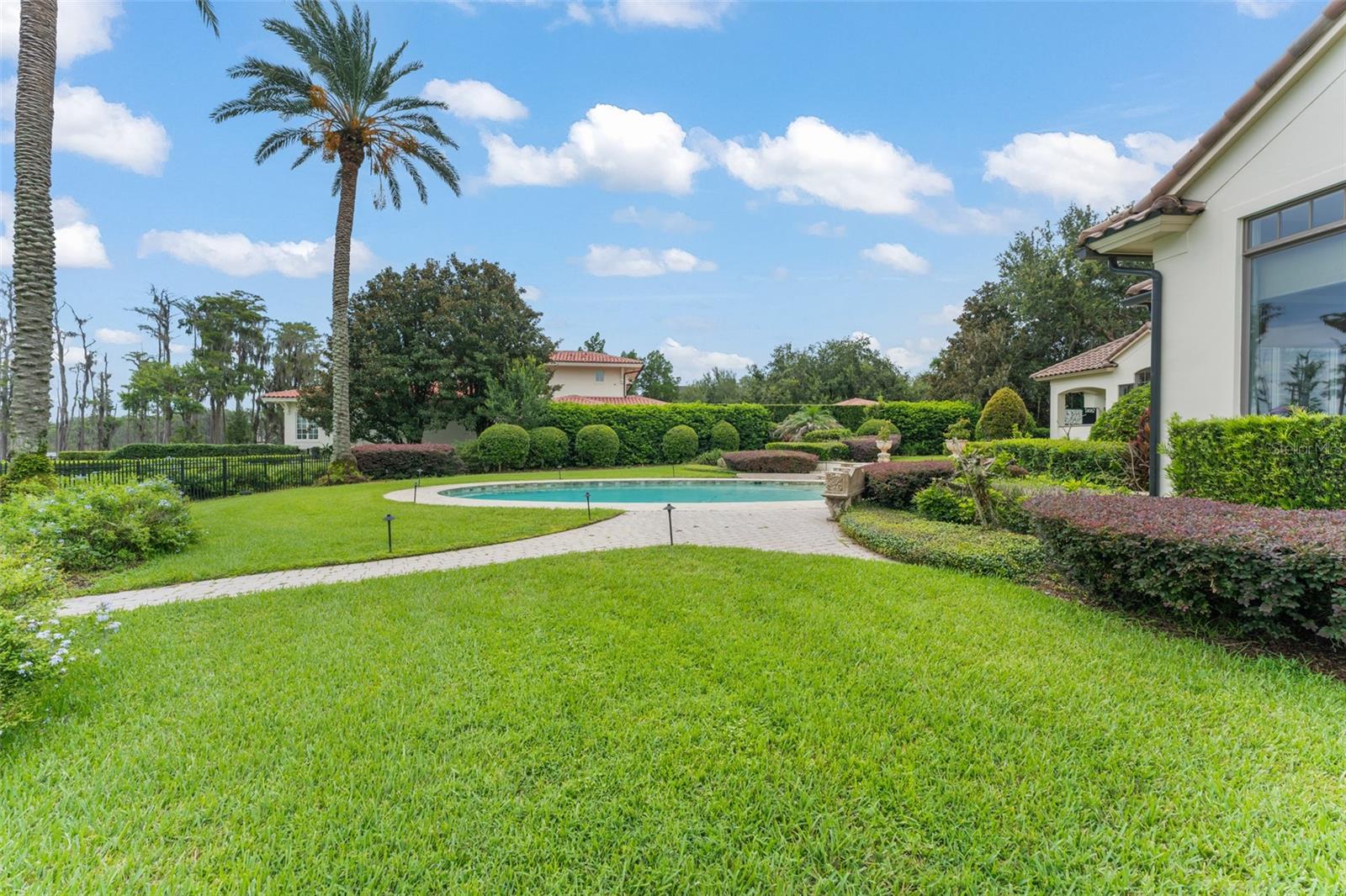 O6430931 Property Photo