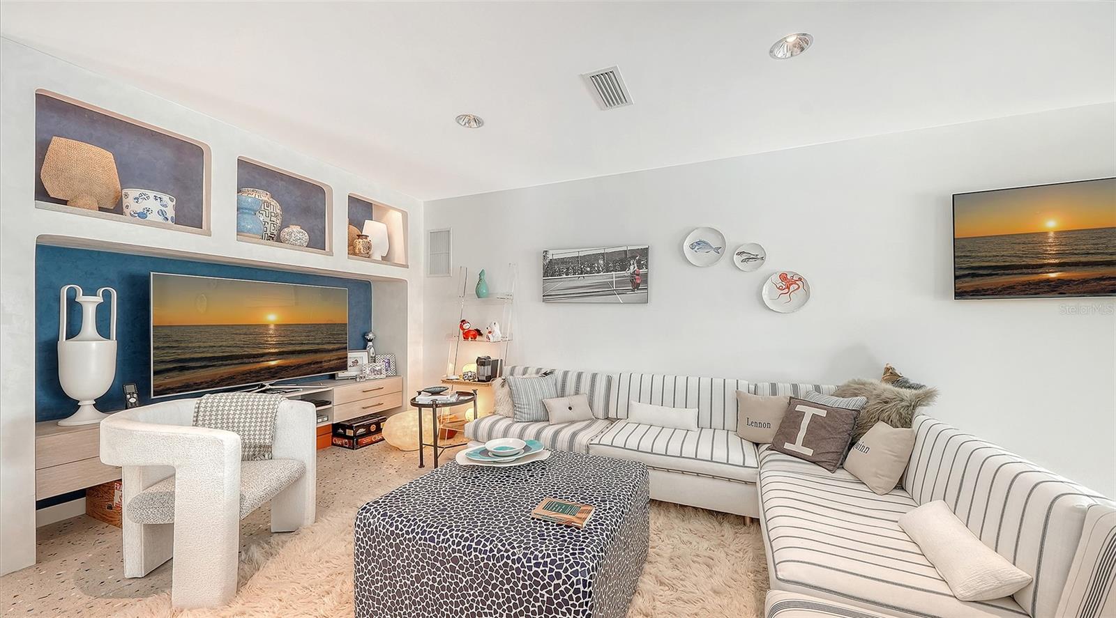 A4702151 Property Photo
