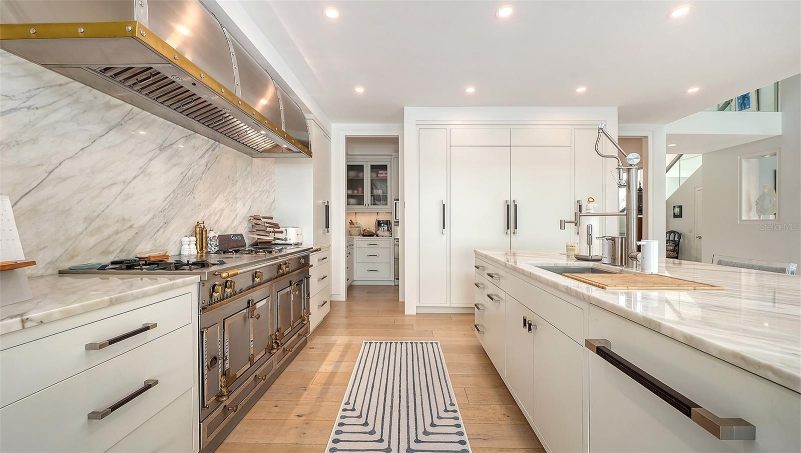 A4702151 Property Photo