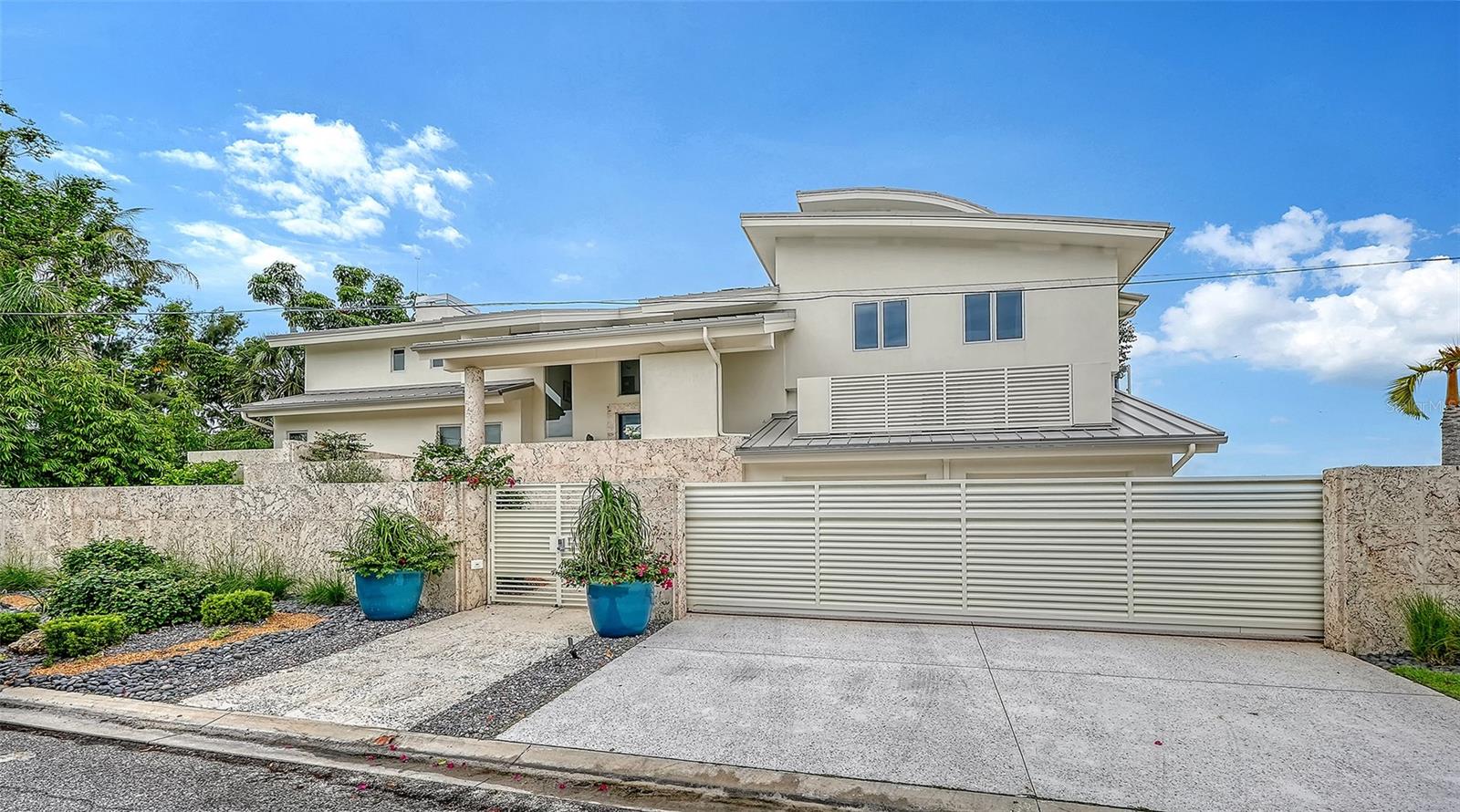 A4702151 Property Photo