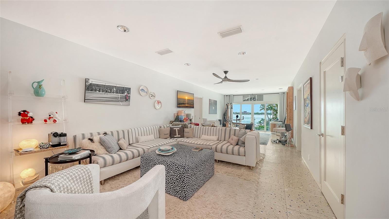 A4702151 Property Photo